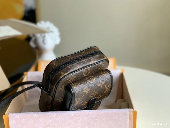 WIS LOUIS Wallet Christopher VUITTON Wearable 0227